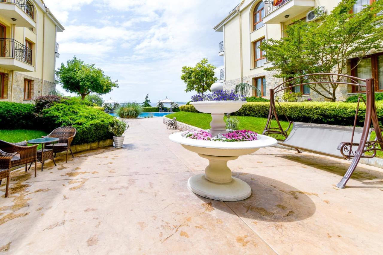 Royal Bay Apartments With Self Check-In Sveti Vlas Exterior foto